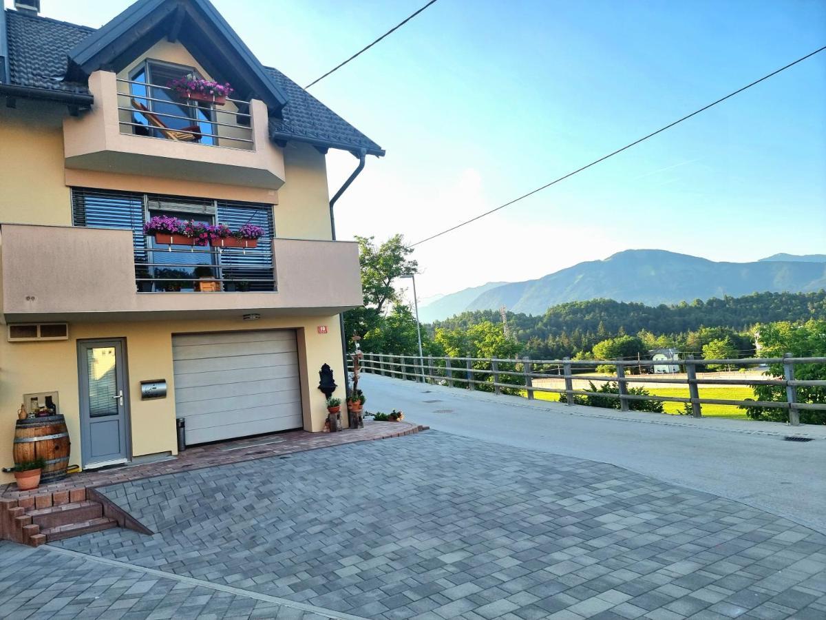 Gartnar Home -Hiska S Pridihom Domacnosti In Pogledom Na Hribe. Radovljica Zewnętrze zdjęcie